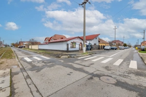Casă spațioasă cu 4 camere și spațiu comercial în Bujac - imagine 16