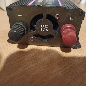 Invertor 2600 w varf si 1300 continuu . Unda modificata - imagine 3