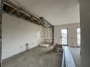 DE VANZARE casa alipita in Covaci cu curte mare - imagine 7