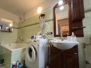 Apartament 2 camere, etaj intermediar, cu garaj in cladire reabilitata - imagine 7
