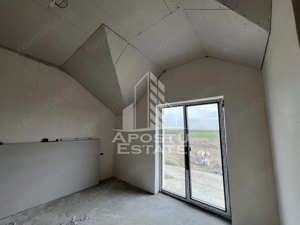 DE VANZARE casa alipita in Covaci cu curte mare - imagine 11