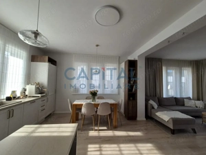 Casa superba la cheie, panouri fotovoltaice, central Dezmir - imagine 3