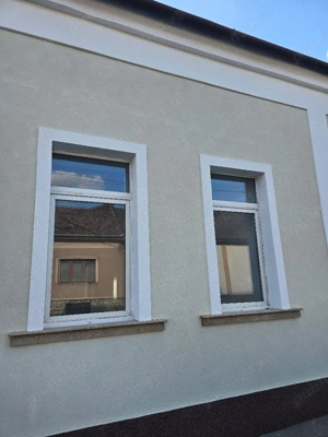 Dau in chirie ultracentral birou la casa 2 cam dep lux , str circulata ,intr auto, bun firme .