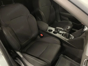 Renault Megane - imagine 10