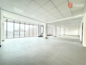 Cladire comerciala cu regim de inaltime P+2 E+M, suprafata 550 mp de inchiriat