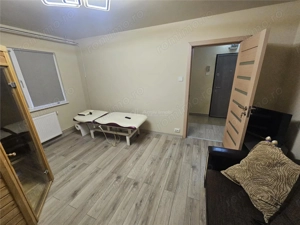 Resita, 2 Cam. Cf. 1, Renovat, Parter, Micro 1 - imagine 2