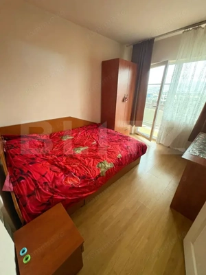 Apartament cu 2 camere, etaj intermediar, zona SUD - imagine 3