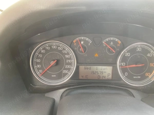 Mașina Fiat Croma - imagine 4