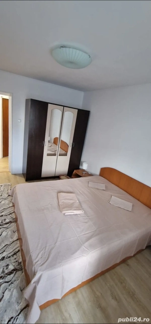Închiriez apartament 3 camere Dristor 1 - imagine 2