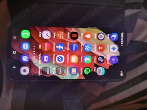 Vând doua telefoane