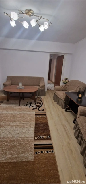 Închiriez apartament 3 camere Dristor 1 - imagine 4