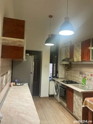 Vand apartament , 3 camere  , etaj 1, ultracentral - imagine 5