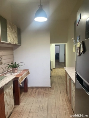 Vand apartament , 3 camere  , etaj 1, ultracentral - imagine 7