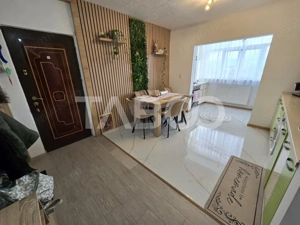 Apartament decomandat de vanzare mobilat pivnita Vasile Aaron Sibiu  - imagine 7