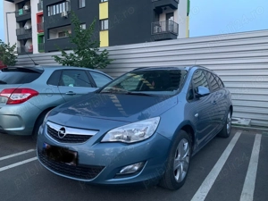 Opel Astra Sport Tour 1.7 Diesel  - imagine 3