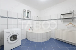 Apartament decomandat de vanzare 3 camere balcon parcare si curte - imagine 8