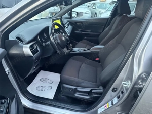 Toyota C-HR Hybrid Club - imagine 9