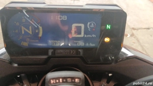 Honda cb 500F an2022 8300 km - imagine 2