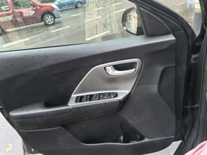 Kia Niro Hibryd - imagine 3