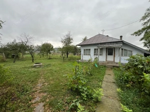 Erbiceni Podu Iloaiei teren 1300 mp utilitati Intravilan 