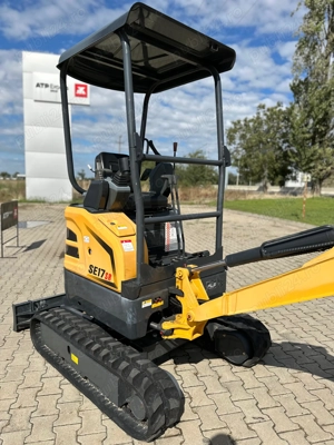 Vand Miniexcavator 1.8 Tone - imagine 3