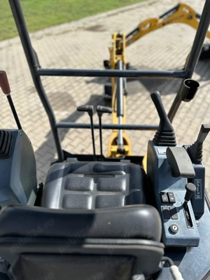 Vand Miniexcavator 1.8 Tone - imagine 6