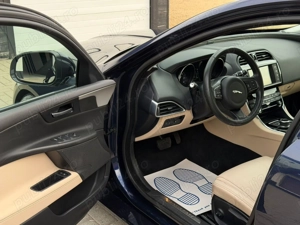 Vînd Jaguar XE 20d - imagine 5
