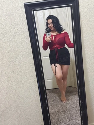  Matura!!! Servicii de top si de relaxare!! !!!! 35 ani!! Caut colega