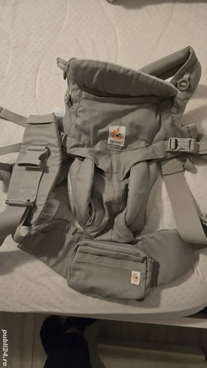  Marsupiu Ergobaby Omni 360 Cool Air Mesh Pearl Grey, pana la 20 kg