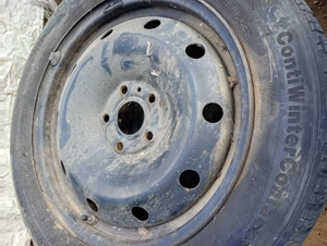 Vind 4 jante cu anvelope de iarnă 