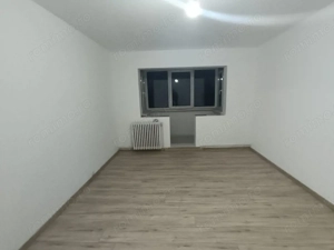 APARTAMENT 2 CAMERE, RENOVAT RECENT, BLOC FARA RISC, MIRCEA CEL BATRAN - imagine 7