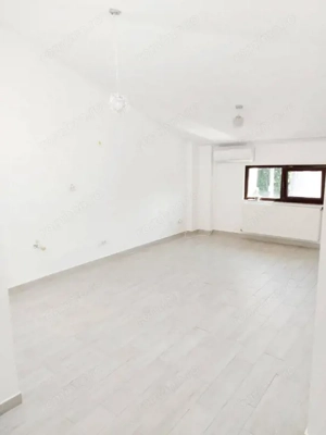 Spatiu 45mp 2 birouri Centru Independentei UMF 