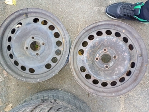 Vind 4 jante de tabla pe 15