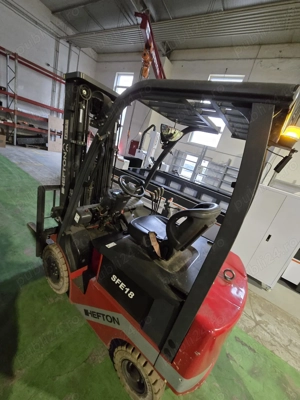 Stivuitor electric 1.8 tone 4 roti, marca Hefton, model SFE18 - imagine 3