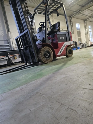 Stivuitor electric 1.8 tone 4 roti, marca Hefton, model SFE18 - imagine 4