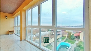 Casă impresionantă cu 15 camere, teren generos, piscină și două corpuri de clădire   Fântânele, Arad - imagine 20