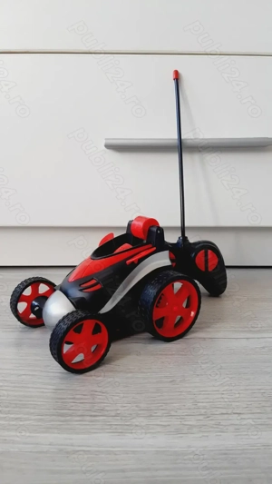 Masina cu Rotire la 360  Rosie & Neagra cu Telecomanda
