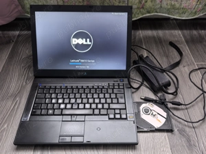 Laptop Dell,procesor i3,cu tastatura iluminata,DDR3,hard disk 500 gb