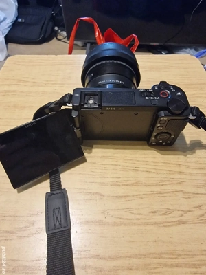 Aparat Foto Sony Alpha ZV-E10