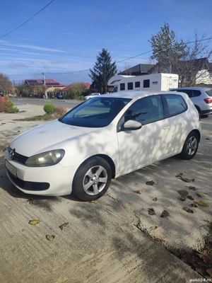 Volkswagen Golf 6   1.4 benzina  3 usi  2010 - imagine 2
