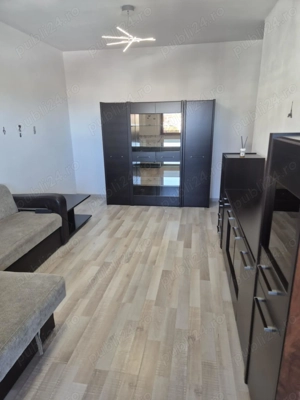 Garsoniera zona SANPETRU - imagine 6