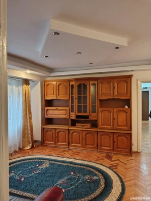 Inchiriez apartament cu 3  camere 