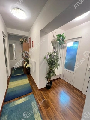 Apartament 3 camere decomandate 2 balcoane zona Mihai Viteazul Sibiu - imagine 13