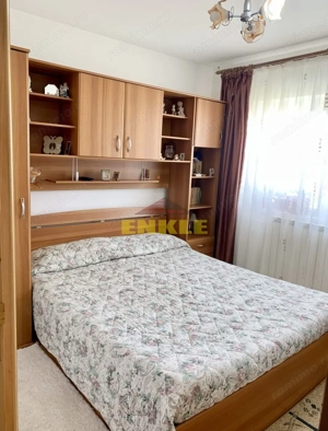 VÂNZARE APARTAMENT 2 CAMERE + MANSARDĂ - imagine 3