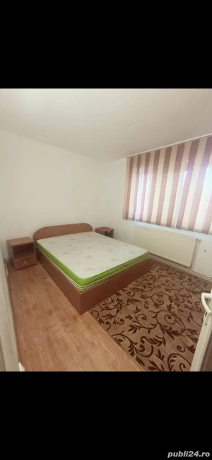 Apartament 3 camere de vânzare 