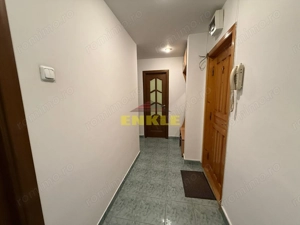 Vânzare apartament 3 camere decomandat, Zona Curcubeului - imagine 3