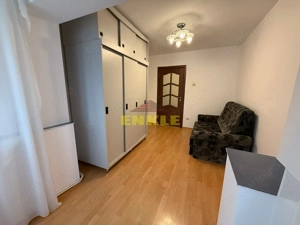 Vânzare apartament 3 camere decomandat, Zona Curcubeului
