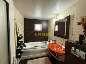 De vanzare apartament + teren generos în apropiere - imagine 13