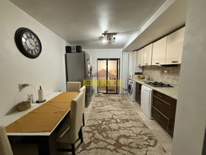 De vanzare apartament + teren generos în apropiere - imagine 6