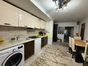 De vanzare apartament + teren generos în apropiere - imagine 5